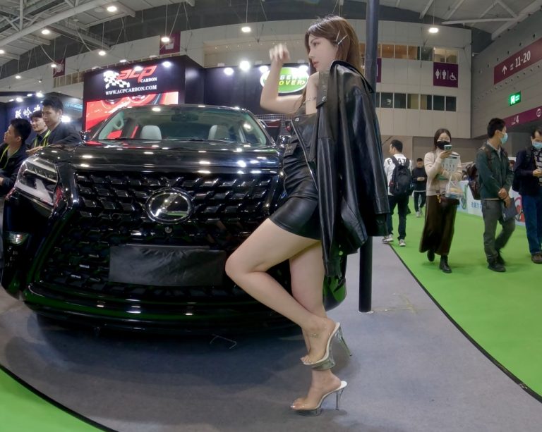 shenzhen jiuzhou modified car show.1 3D VR 深圳九州车展1