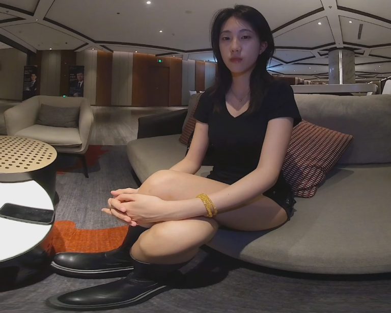 vr美女视频 文静 XRYG-130 宣发版