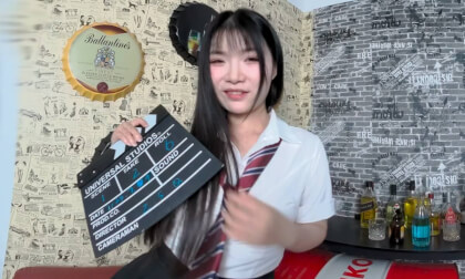 vr片源在哪找 have a drink