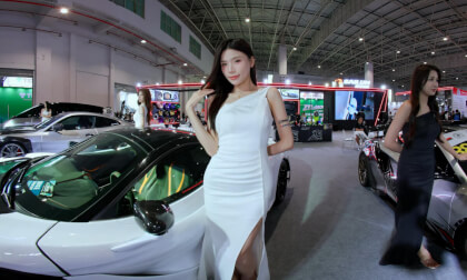 VR 车展 下载 模特 敏敏