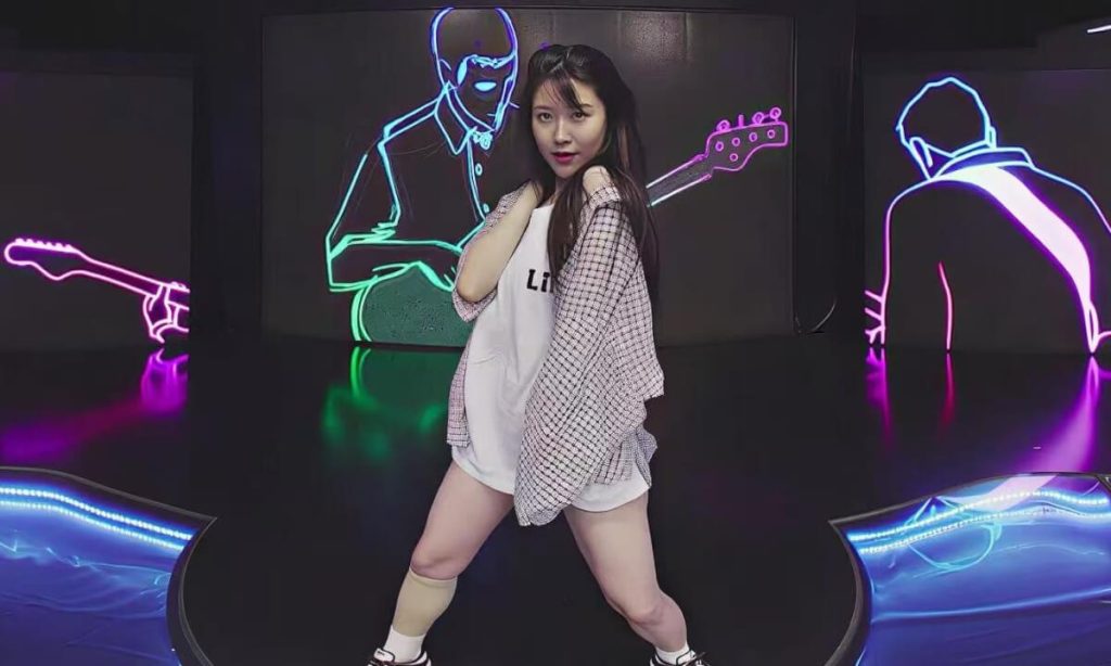 VR视频打包下载 格子衫甜妹热舞