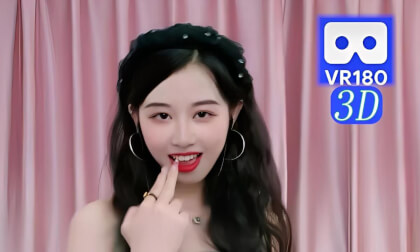 手机VR舞蹈 朵朵 绿裙长卷发