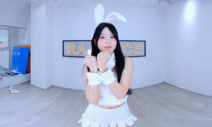 免费VR资源 嘉琪 清纯可爱兔子舞